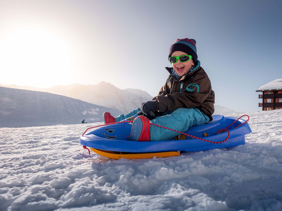 Schlitteln auf der Bettmeralp in der Aletsch Arena