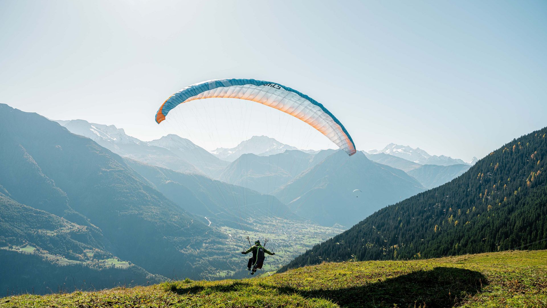 Gleitschirmfliegen in der Aletsch Arena 